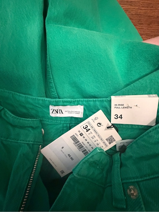 Zara Denim - Zara Vibrant Green High-Rise Full-Length Pants
